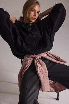 Куртка спортивная