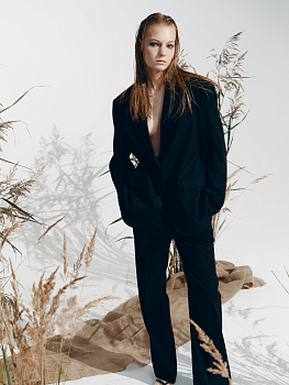 Брюки на кулисе